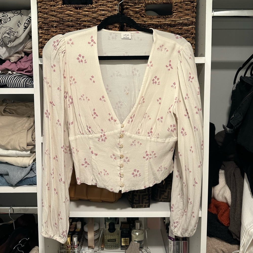 Aritzia top